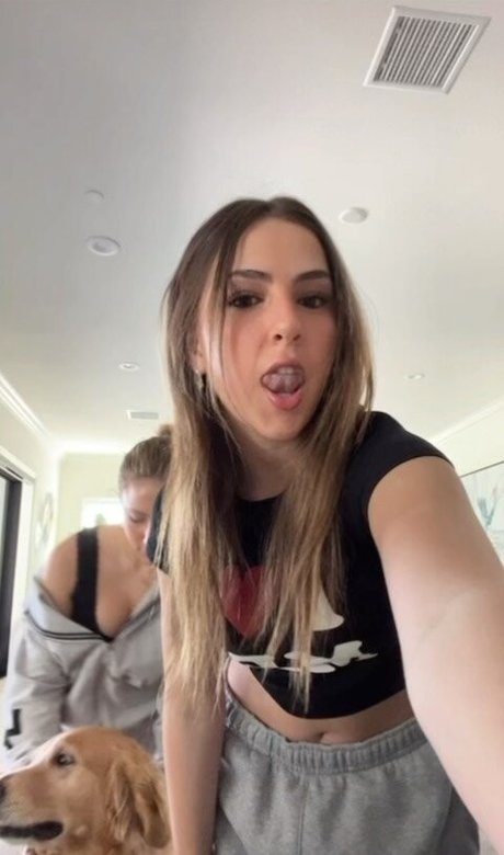 Lexy Kolker model hot images