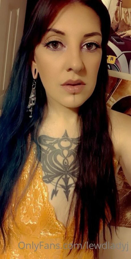 Lewdladyj free pornstar image