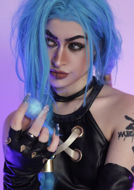 Kiiyoko model pornographic photo