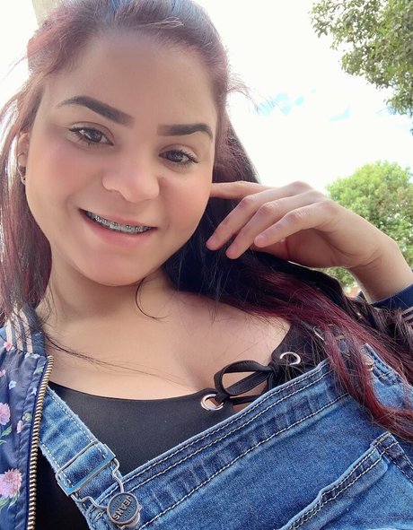 Maryuofficial exclusive actress img