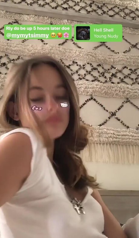 Ava Cooper pretty pornstar pics