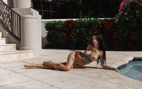 Lavishsuicide model sex img