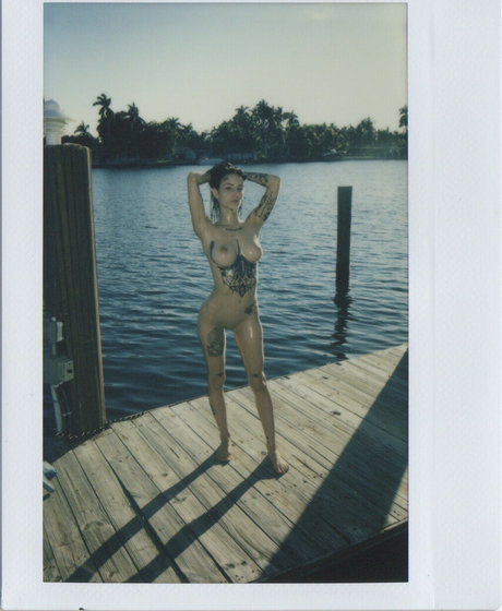 Lavishsuicide model exclusive photos