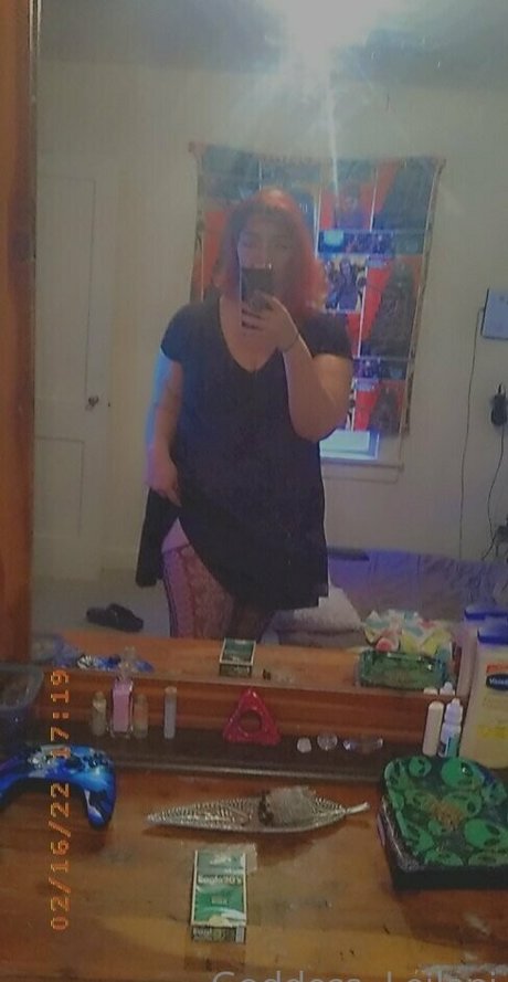 goddessofthecosmos erotic model pic