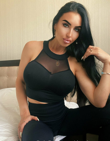 damiana pro pornstar art picture