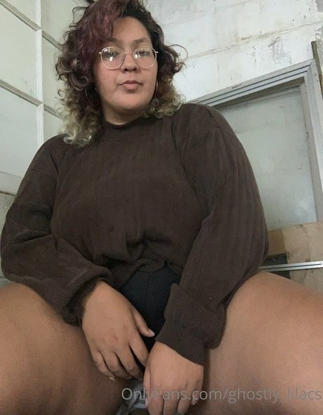 ghostly lilacs Profile pic