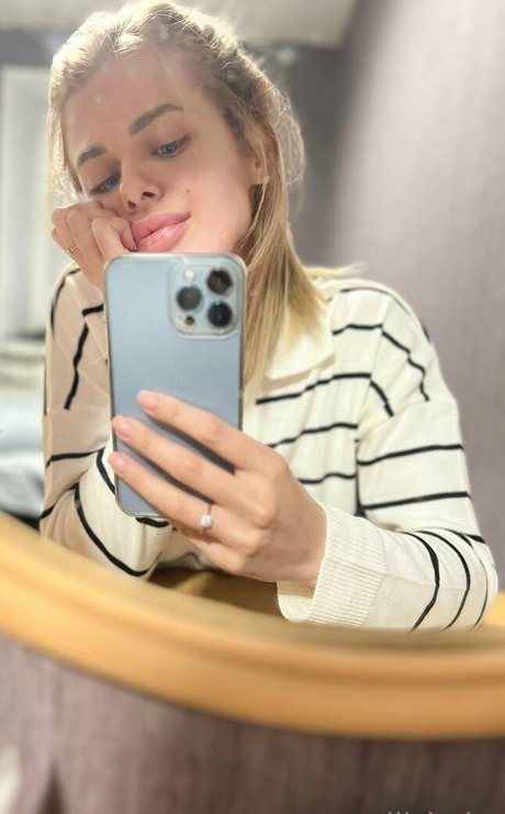 your lil babe perfect model picture