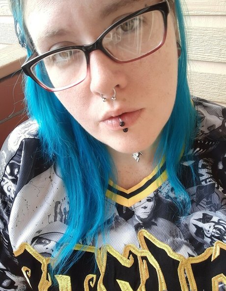 smo licious hot model gallery