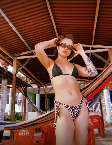 Baebilonia Ou Djbae pornographic star archive