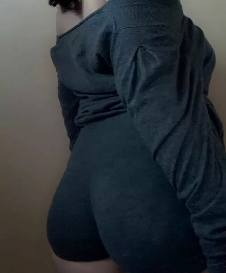 Alisson Sabineae model nice image