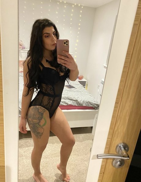 kb thecrazyone pornstar erotic photos