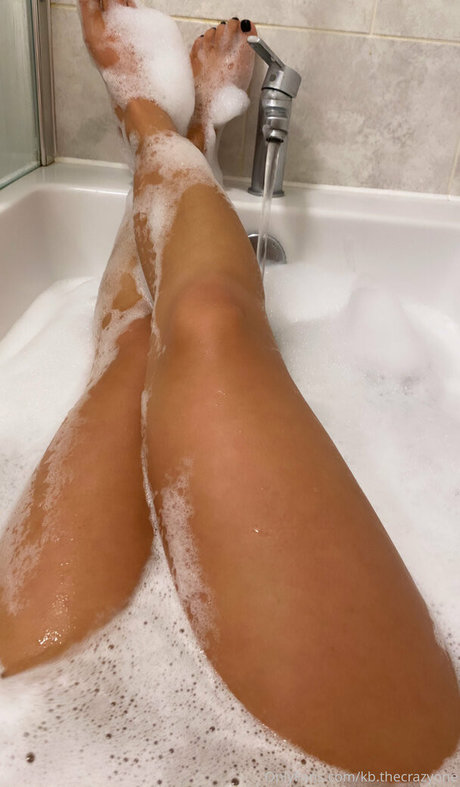 kb thecrazyone beautiful model img