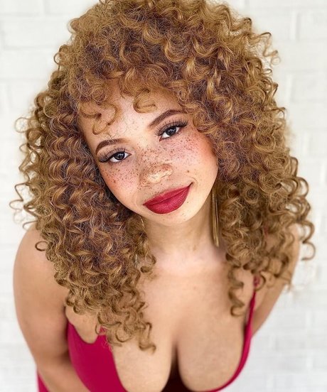 mayaregiii naked actress pic