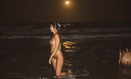 phebalus erotic star photo