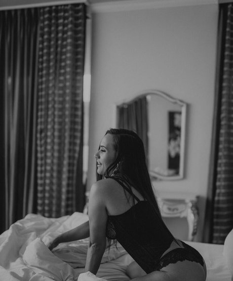 phebalus nudes star picture