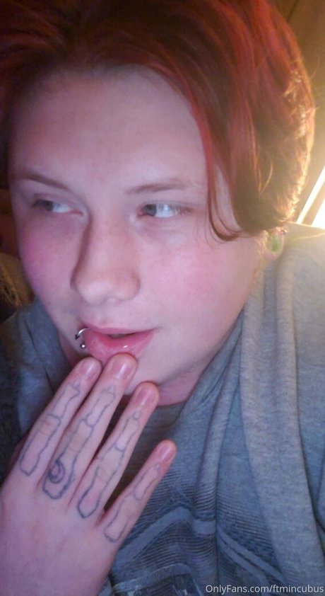 ftmincubus star nudes pics