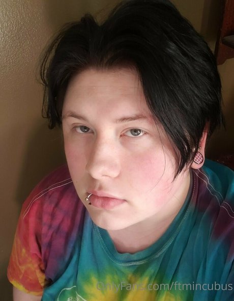 ftmincubus exclusive star pic