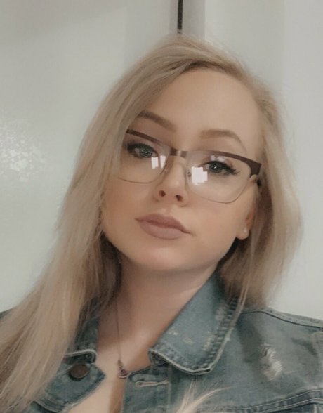 sopiamia pornstar naked pics