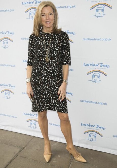 Mary Nightingale hot star photo