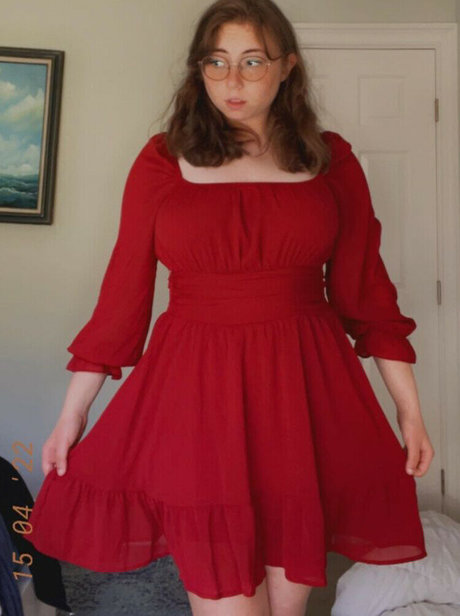 crescentbeing xxx actress archive