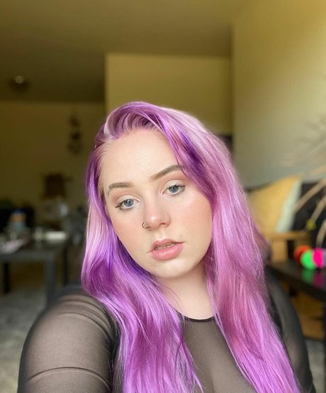 Manic Stoner nice pornstar gallery