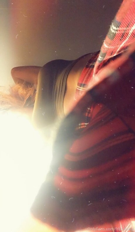 freedianaj pretty pornstar pics