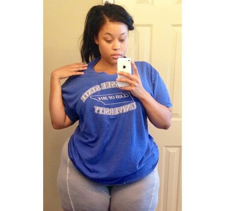 Jasmine Gunn erotic actress pics