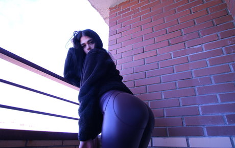 babykush h xxx star gallery