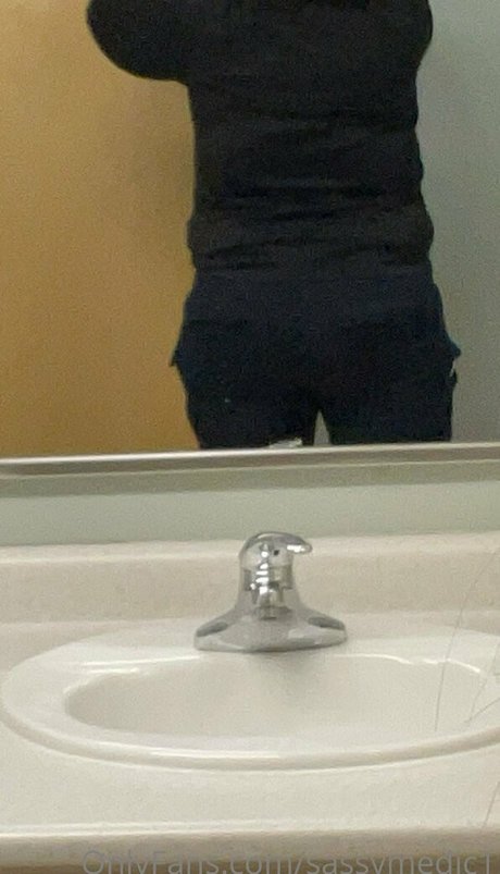 sassymedic1 star art photos