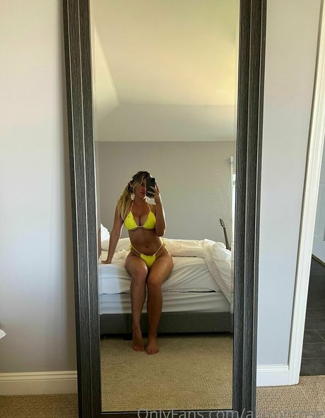 allisonrose model naked pic