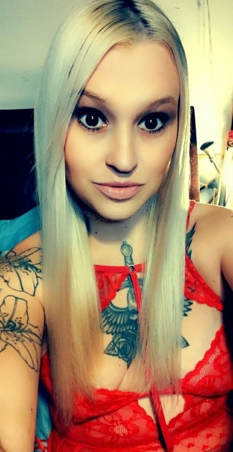 rowdyrussian high quality model pics