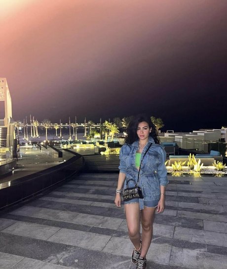 Mirhan Hussein nice actress img