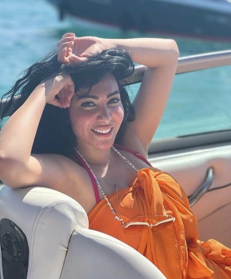 Mirhan Hussein high quality pornstar pics