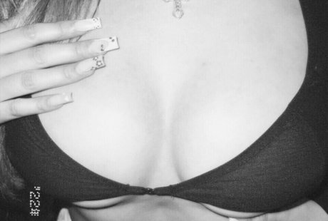 Mysticaldreamgyal porn model gallery