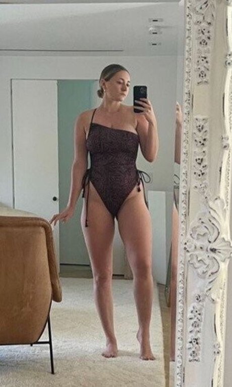 Alexandra Vreeland nice star picture