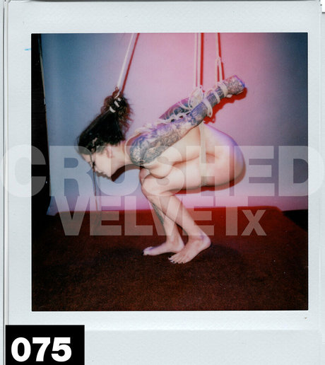 crushedvelvetx xxx model gallery