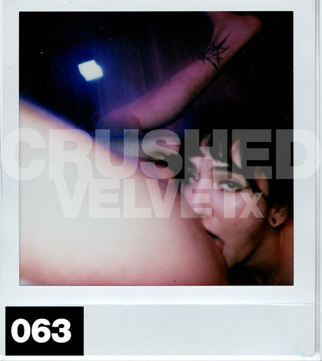 crushedvelvetx best model images