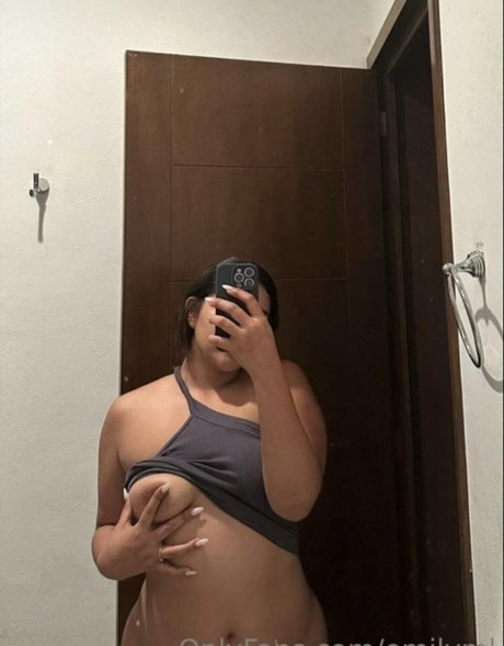 emilyml best model photos