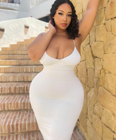 Marie Assie pornstar art photos