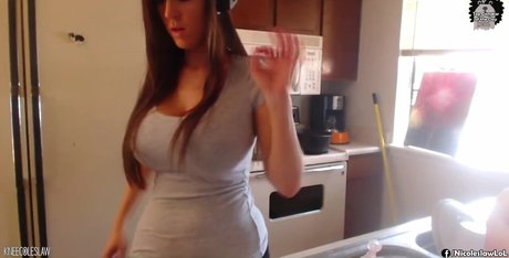 Kneecoleslaw top model img