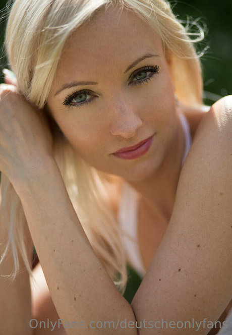 Deutscheonlyfans model exclusive photo