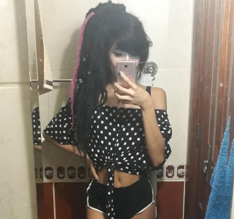 Carolzinha erotic actress galleries