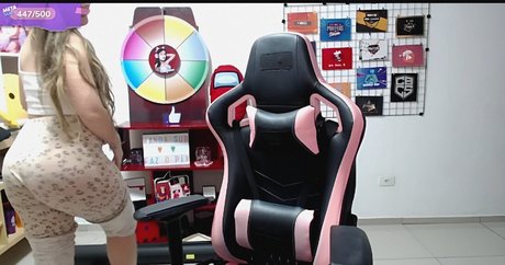 Carolzinha model sex picture