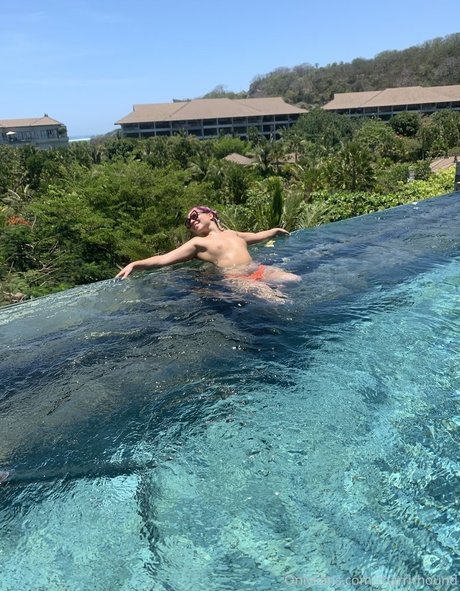 teen shower onlyfans perfect pic