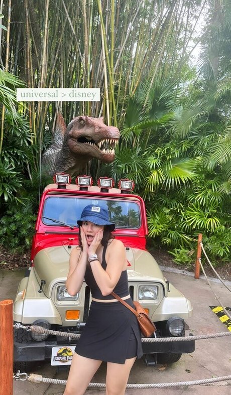 Brett Cooper beautiful star archive