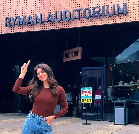 Brett Cooper nice actress photos