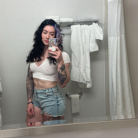 Natasha Aughey top star image