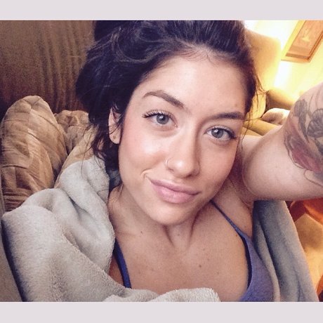 pawg selfie onlyfans free naked pictures