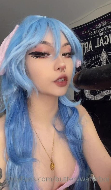Butterywaterboi pornstar adult pics