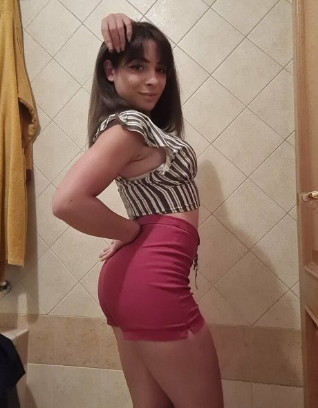 yfaveth model top img